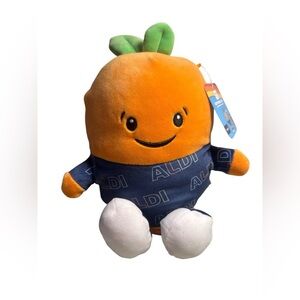 640 Aldi Kevin the Carrot stuffed plush
